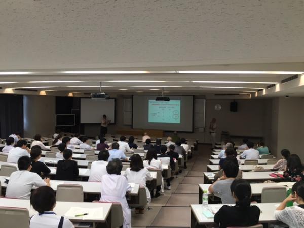 医学研究の統計セミナー風景